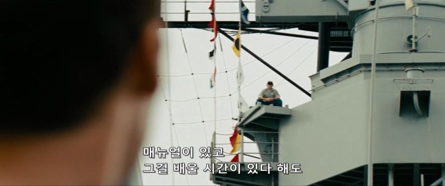 영화속 퇴역 군함선으로 외계인 함대를 박살내다_5.jpg