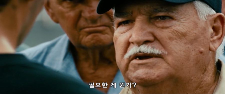 영화속 퇴역 군함선으로 외계인 함대를 박살내다_14.jpg