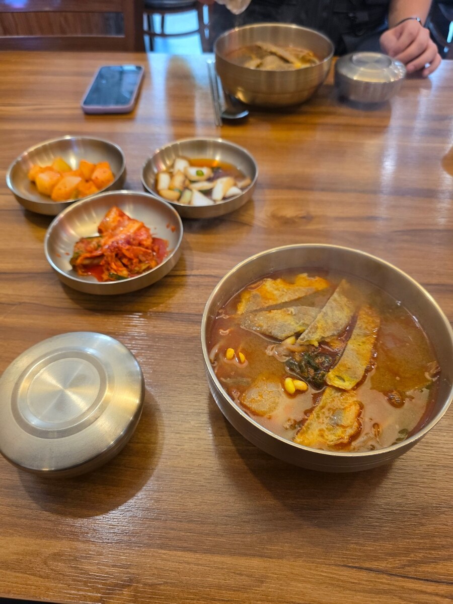 육전국밥 먹슴다_1.jpg