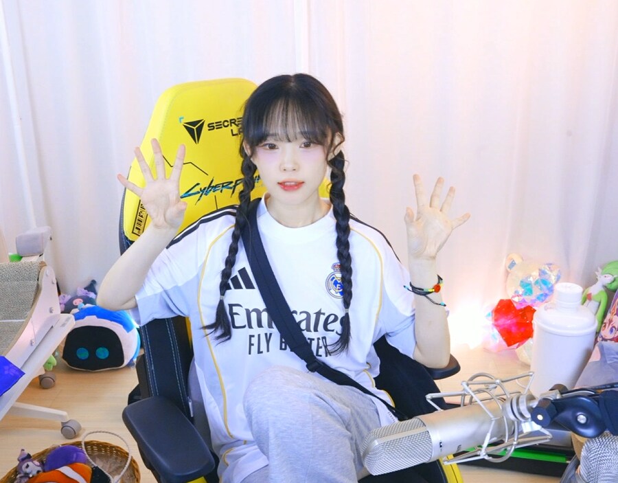 새봄TV] 아이리제쇼케이스 같이보기+배틀필드6 처음부터+보더랜드4 엔디까지_1.png