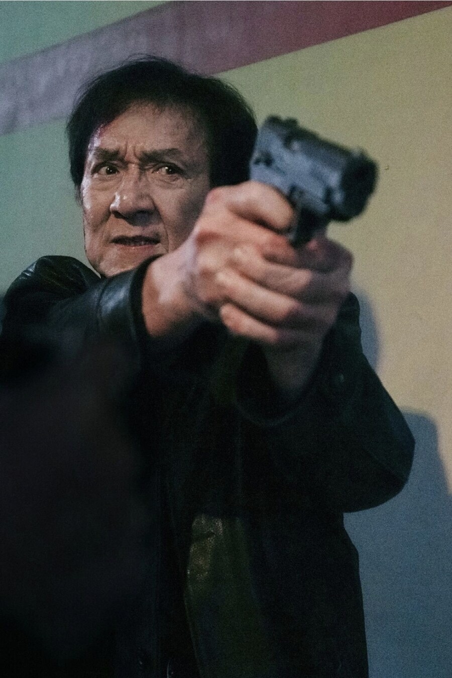성룡 최신영화와 폴리스스토리1때 비교_2.jpg