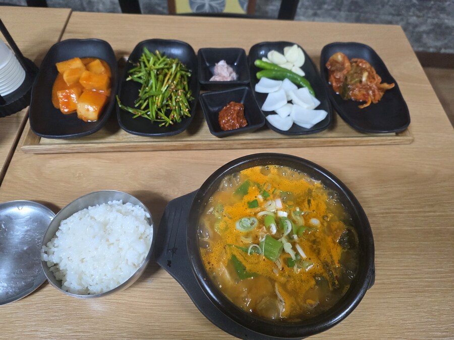 만원짜리 국밥_1.jpg
