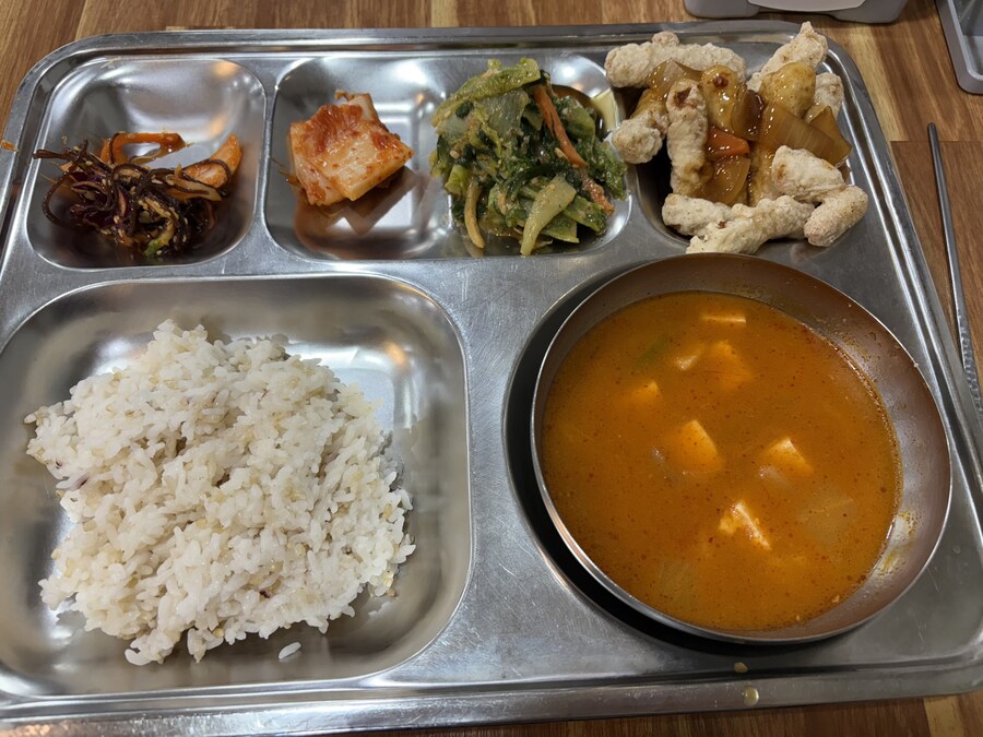 구내식당 모음_10.jpg