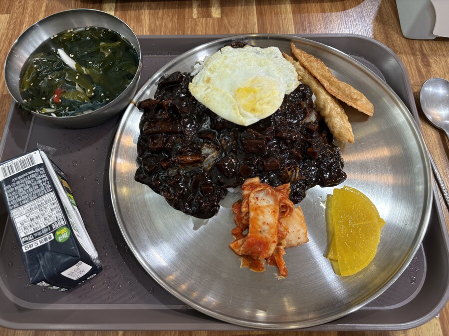 구내식당 모음_15.jpg