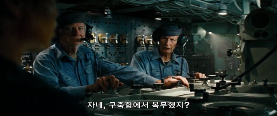 낡은 군함선으로 외계인을 때려잡다_18.jpg