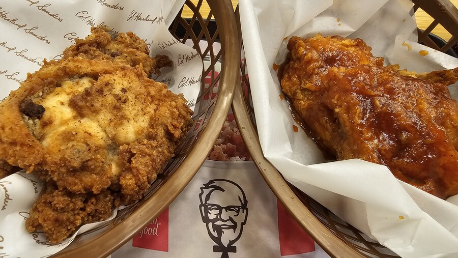 오늘은 11일이라 kfc 치킨 1+1이라 옴._2.jpg