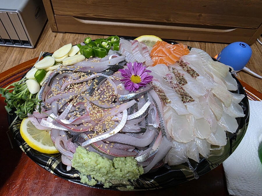 오늘밤 야식은 회다!_2.jpg