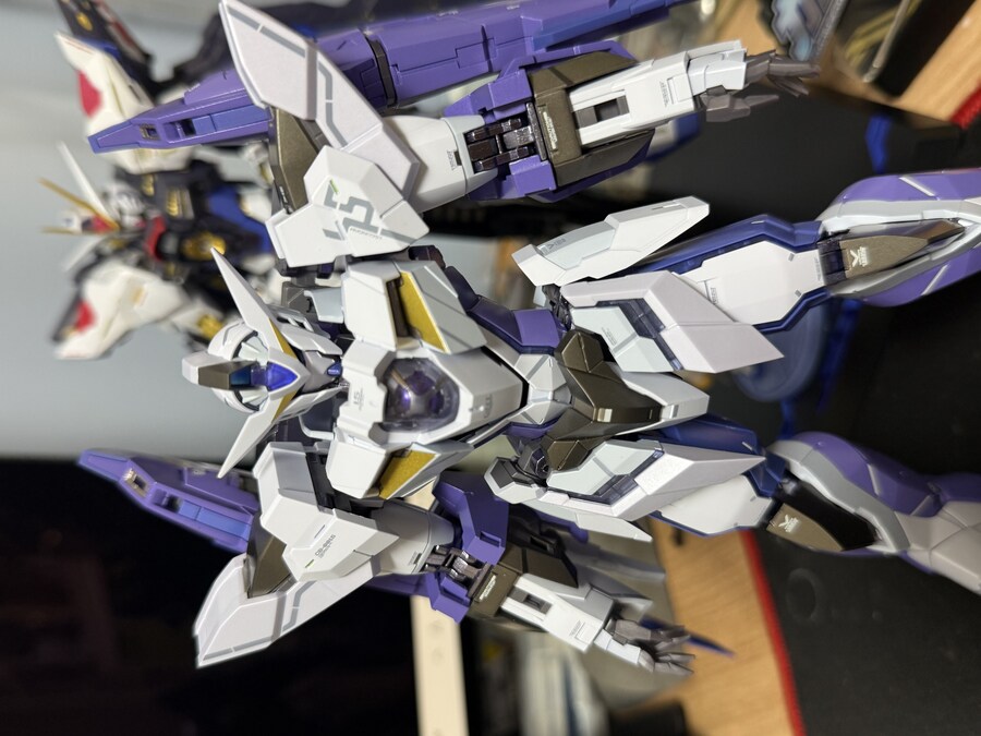 메탈빌드 아이즈(1.5)건담 간단 소감_2.jpg