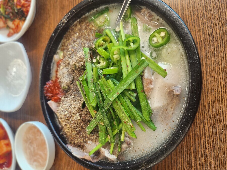 야식 먹을 시간입니다_12.jpg
