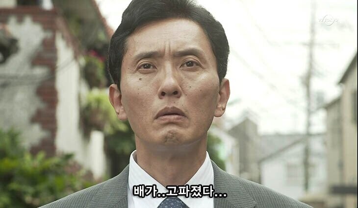 버튜버) 카나데 배고픈가봐_1.jpg