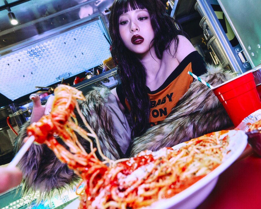 [르세라핌] CHEEKY NEON PEPPER🌶️🧑‍🍳_10.jpg