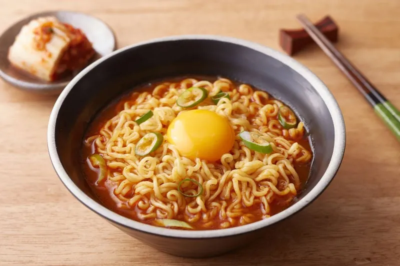 라면은 의외로 잘 안먹게 되더라_1.webp