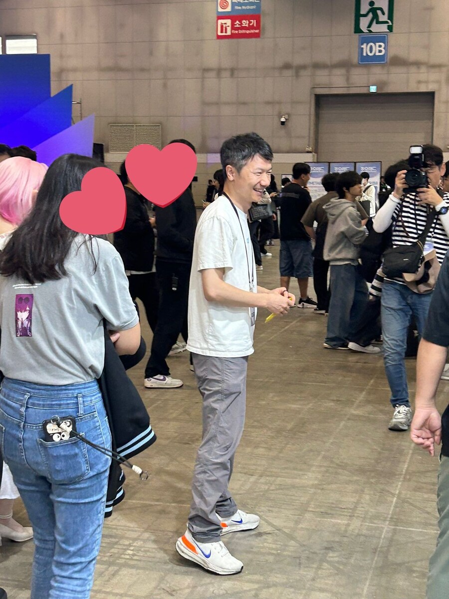 띠동갑 게임 PD 둘_2.jpg