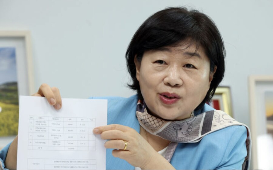 점심은 돼지머리 고기랑 족발 먹어야징~_1.jpg
