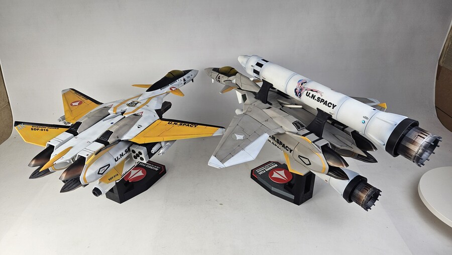 1/20 MACROSS PLUS VF-11B DX THUNDERBOLT_20.jpg