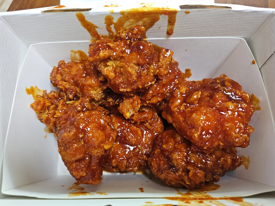 맘터치킨 먹을만해_1.jpg