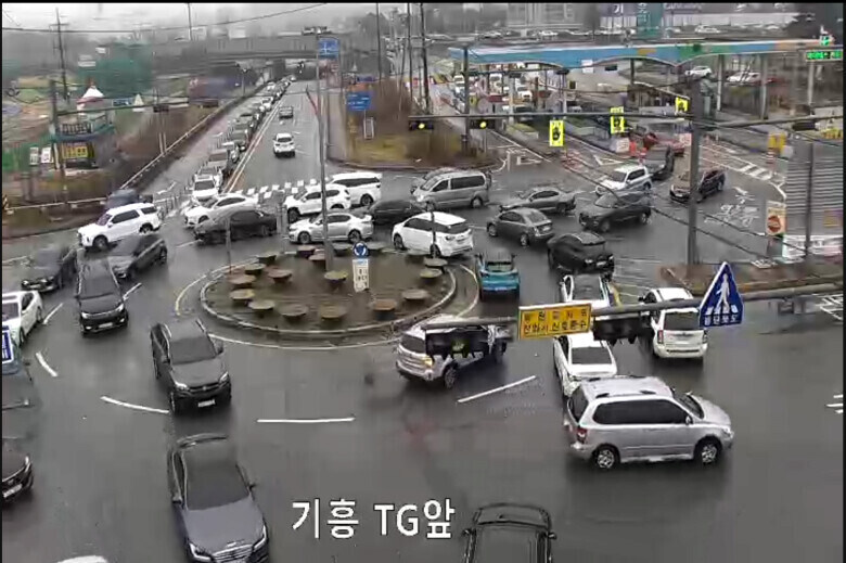 전운보초들에게 도로 위의 지옥이라는 곳_1.jpg