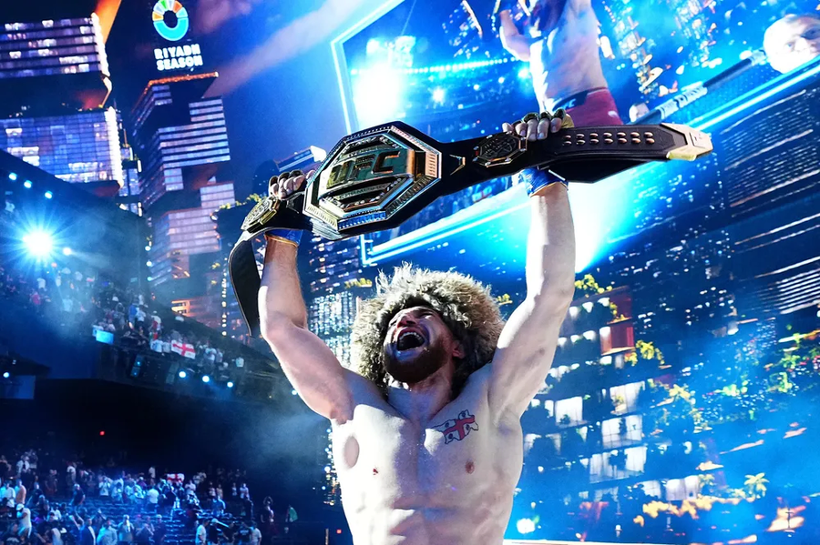UFC) 현재 전설을 써내려가고있는 밴텀급 챔피언_3.webp
