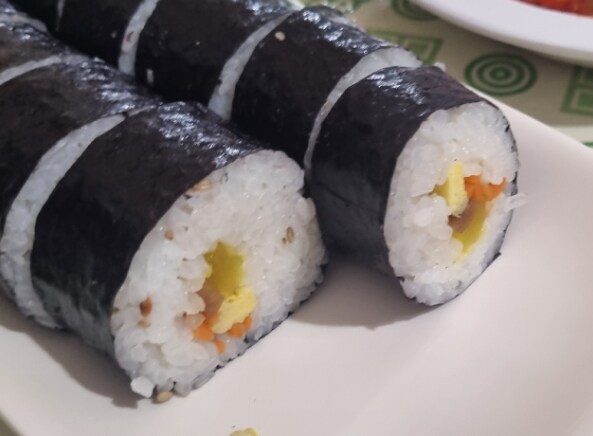 1줄 4,000원 제주 축제 김밥 논란_2.png