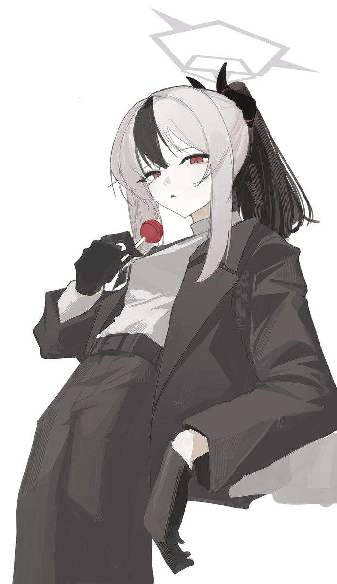 블루아카) 과거에 대체 뭐한건지 궁금한 퇴폐캣맘아무튼그긴거_13.jpg