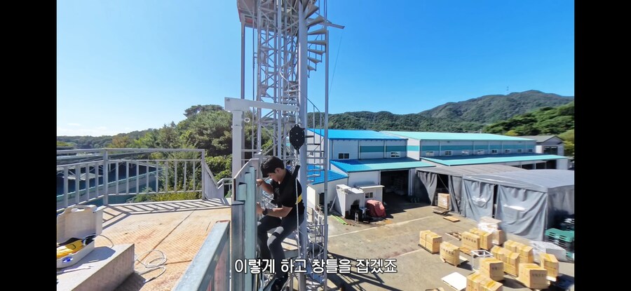 안전 정보 : 일반 / 간이 완강기 사용법_10.jpg