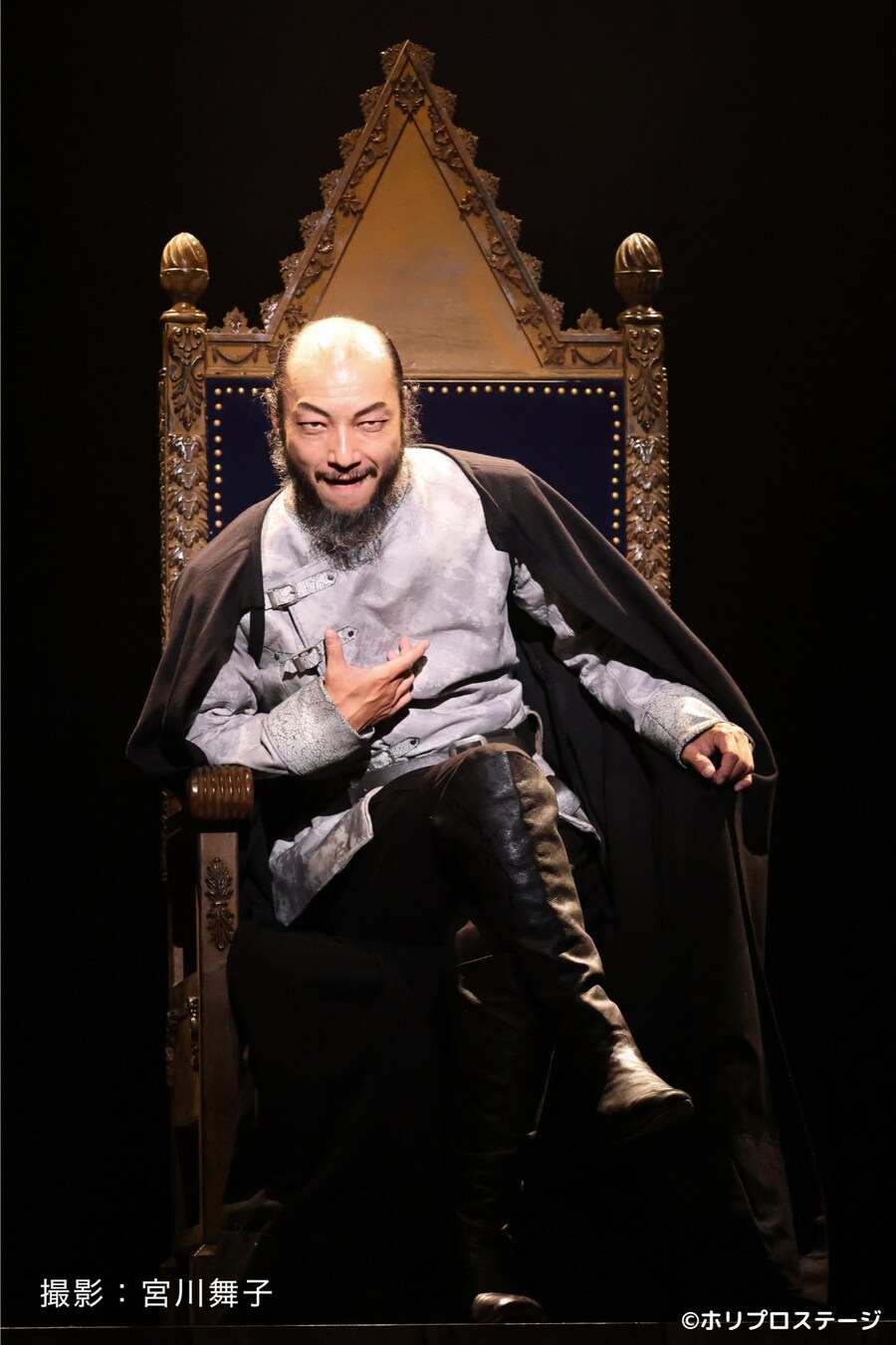셰익스피어의 8번출구_1.jpg