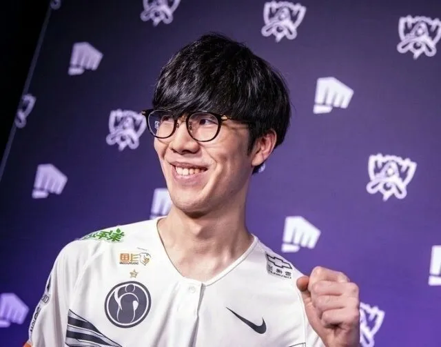 롤) ??? : 오른을 왜 안했냐고?_1.webp