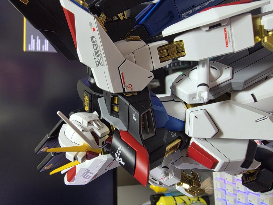 MG 스트라이크 프리덤 구판._4.jpg