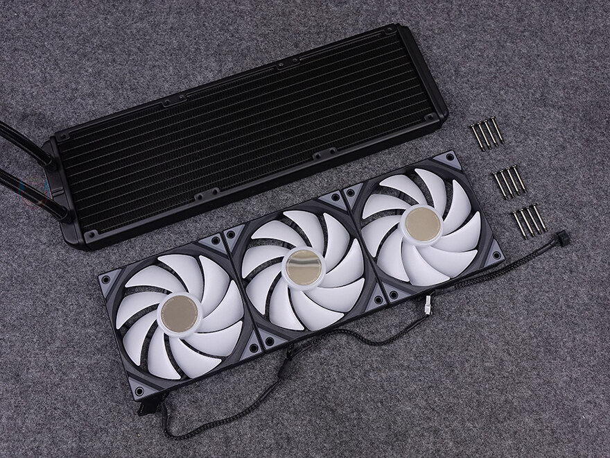 수직/수평 화면 모두 가능한 감성 수랭쿨러! TRYX 파노라마 3D SE 360_23.jpg