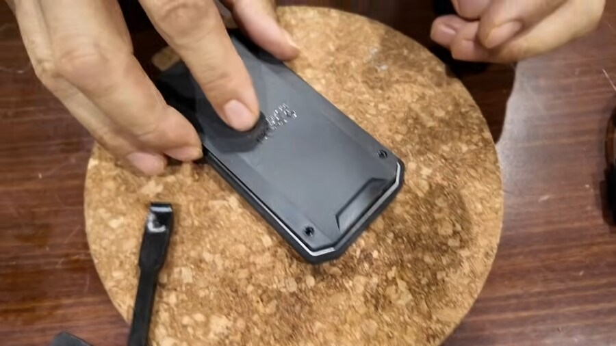 유튜브) 1테라 썬더볼트 외장 ssd 뚜따해서 4테라로 업글한 정종철_16.png