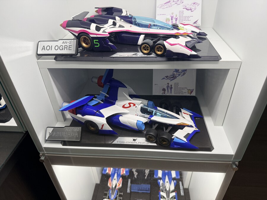 [메가하우스] 사이버포뮬러 Hi-SPEC 뉴 아스라다 AKF-0/G 진열샷_9.jpg