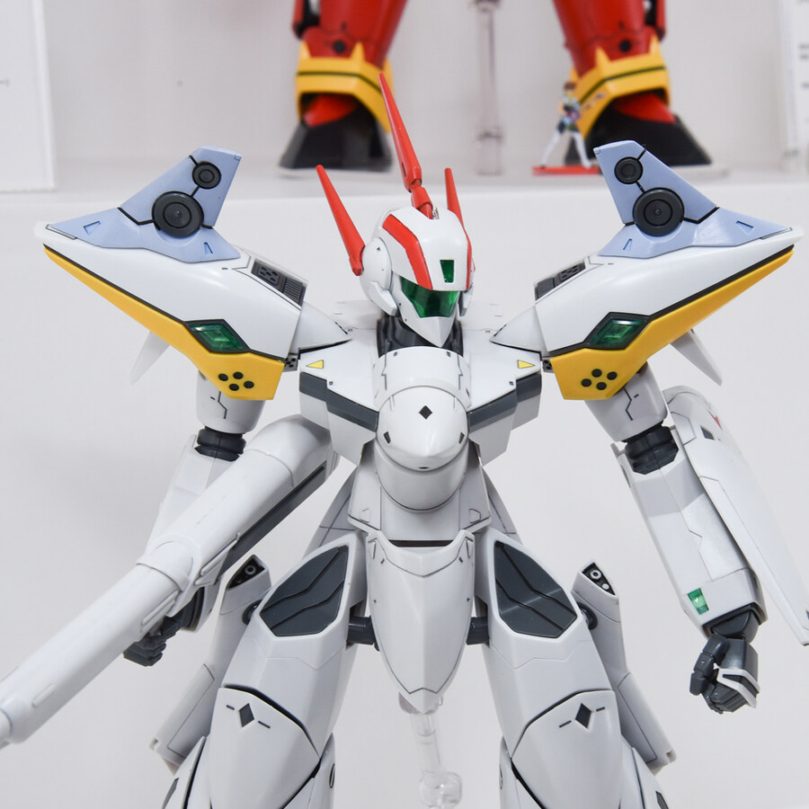 [맥스팩토리] PLAMAX VF-19P 엑스칼리버(행성 졸라 순찰대) 전시 이미지_2.jpg