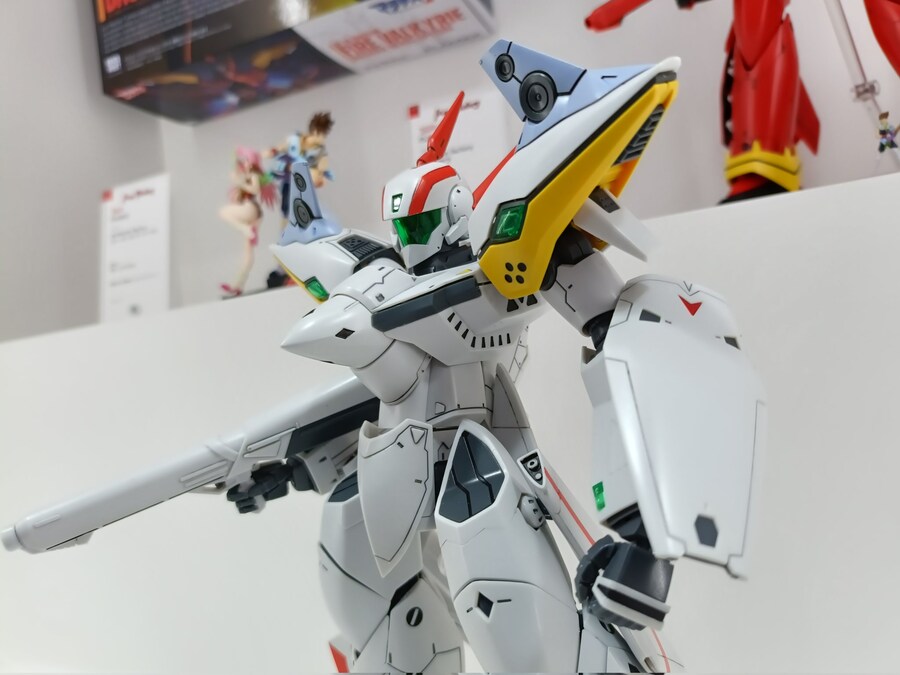 [맥스팩토리] PLAMAX VF-19P 엑스칼리버(행성 졸라 순찰대) 전시 이미지_4.jpg