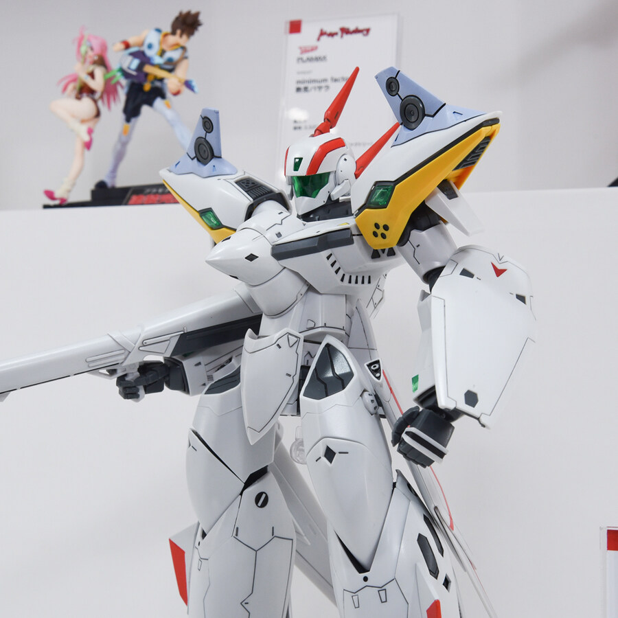 [맥스팩토리] PLAMAX VF-19P 엑스칼리버(행성 졸라 순찰대) 전시 이미지_5.jpg