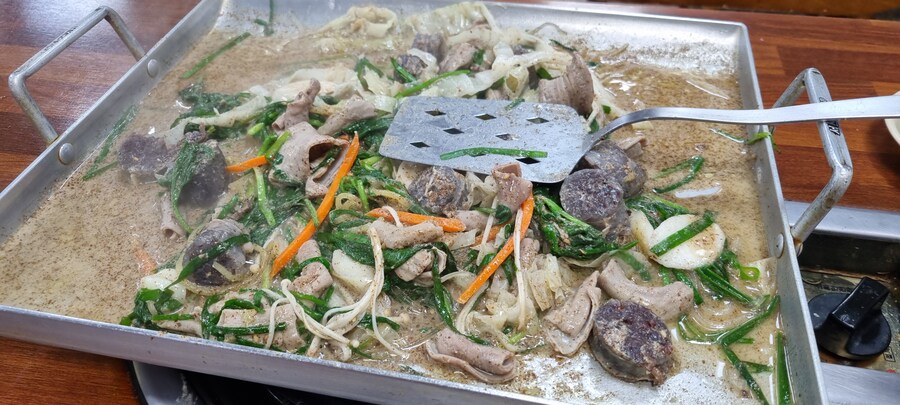 수원 지동 순대타운 백순대_4.jpg