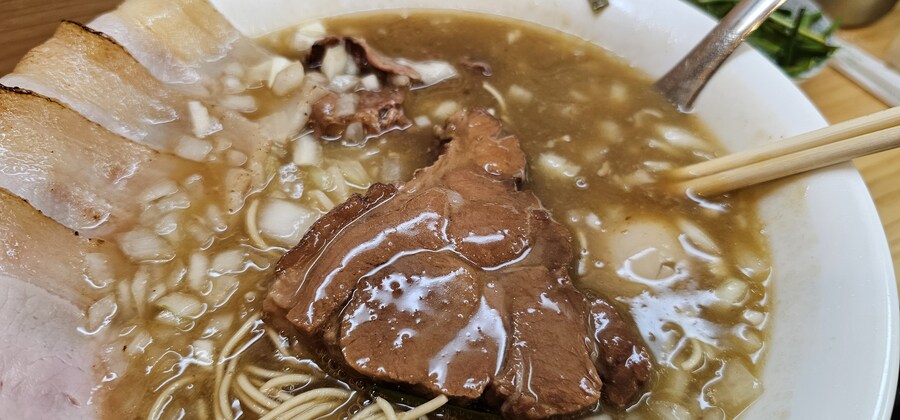 이 라멘집 이상해_2.jpg