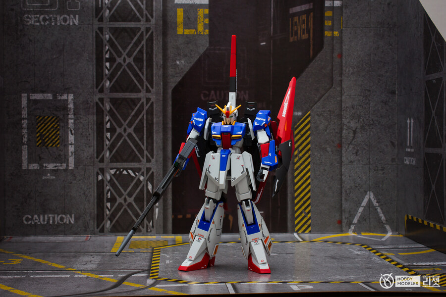 HGUC 제타건담 아크릴부분도색/습식데칼/무광마감으로 완성하였습니다._13.jpg