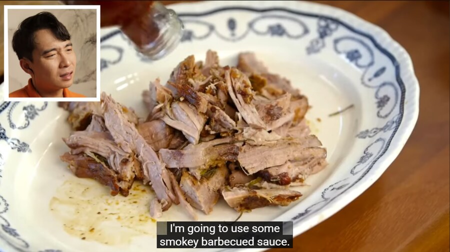 혈압주의) 제이미 올리버가 만드는 한국식 볶음밥_1.png