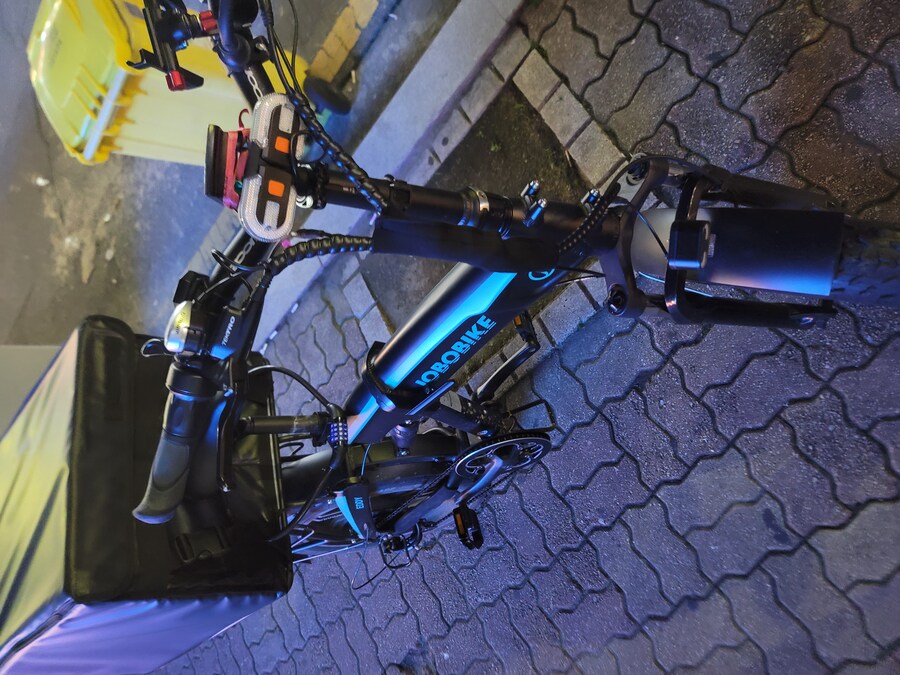 오늘밤도 힘든 배달이었당...끼요옷 새벽유게이 복귀한거시에요_2.jpg