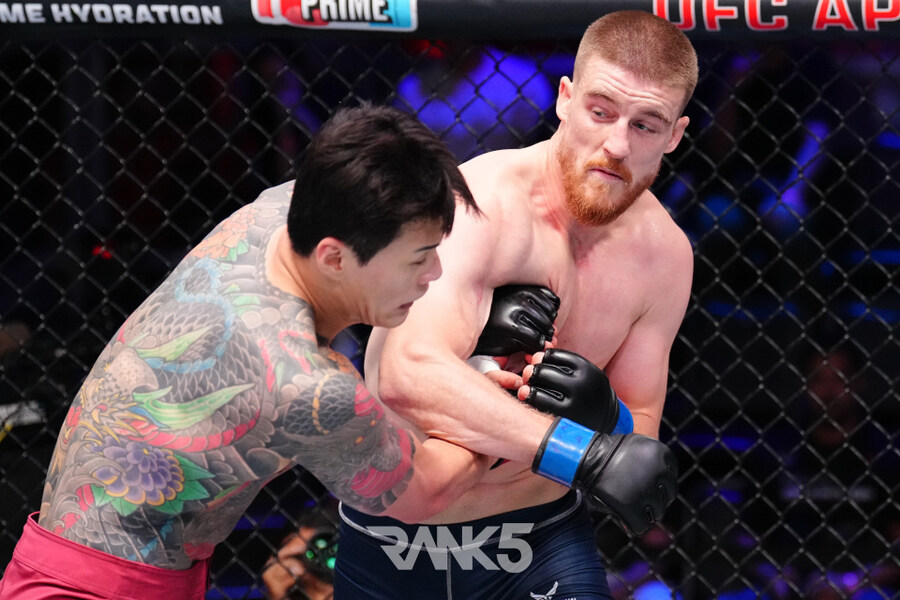 황인수와 격이 다른 UFC의 '진짜 재능'_3.jpg