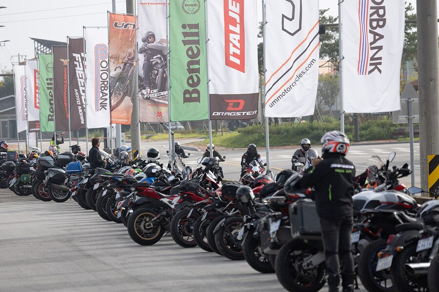 두발의 날 행사 [행사장 및 바이크 사진]_2.jpg