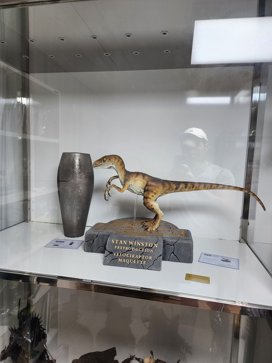 영화 제작에 실제로 사용된 소품 컬렉션_8.jpg