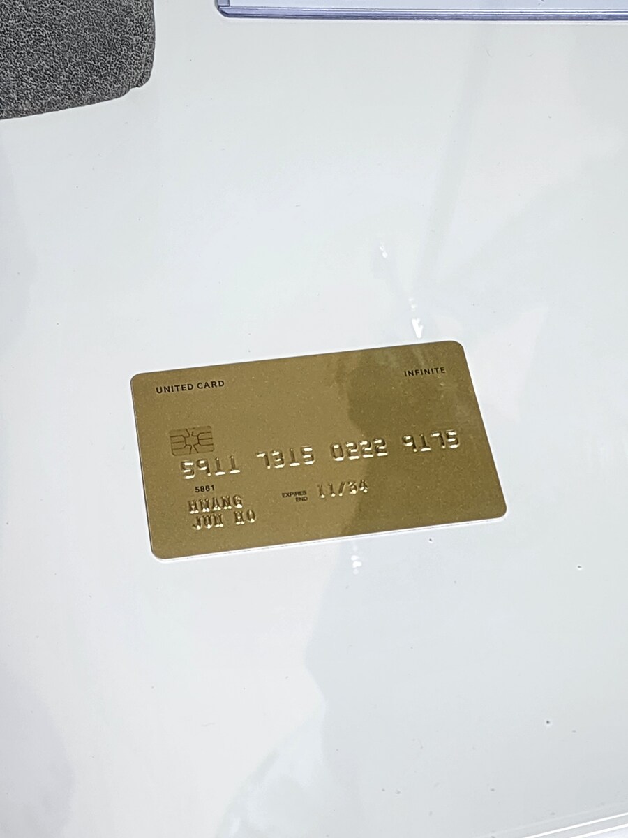 영화 제작에 실제로 사용된 소품 컬렉션_12.jpg