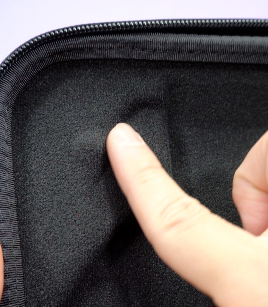 언제나 안전하게! ROG Xbox Ally 프리미엄 하드 케이스 2-in-1_6.png