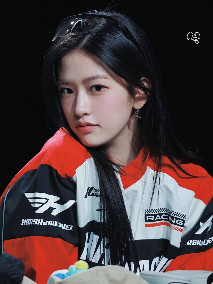 아이브 유진이_7.jpg