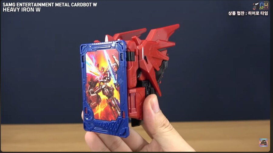 메탈카드봇)그래도 시즌2는 그나마 카드같은 애들이 많았는데_1.png