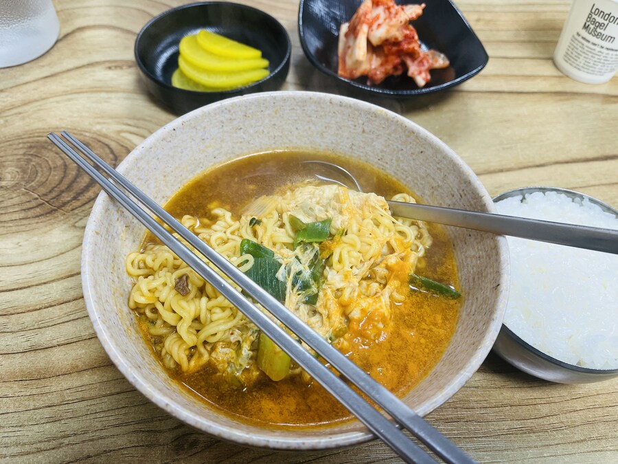 라면 & 공기밥_1.jpg