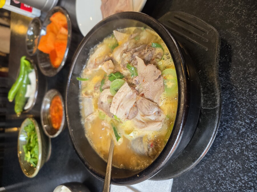 장사 정말 잘 되는 순대국집_4.jpg