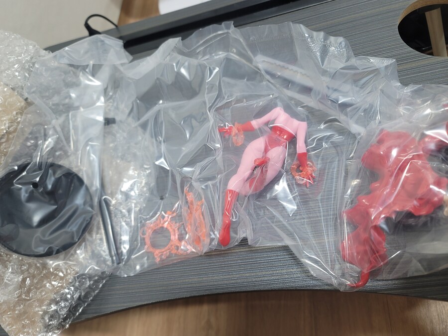 不 미소녀 피규어 , 마블 스칼렛위치._3.jpg