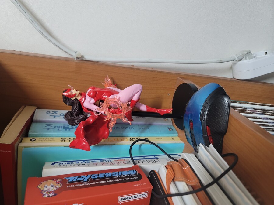 不 미소녀 피규어 , 마블 스칼렛위치._12.jpg